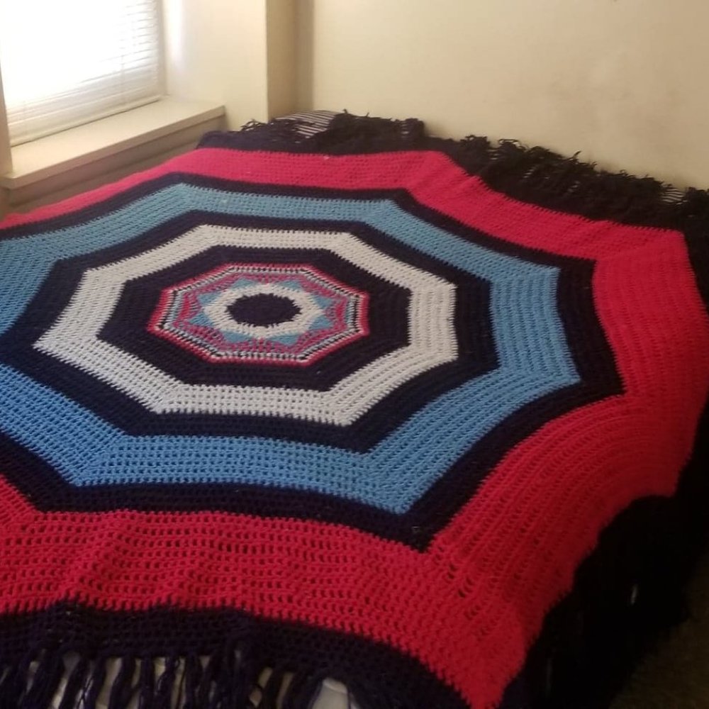 HANDMADE CROCHET BLANKET OR THROW